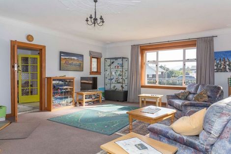 Photo of property in 4 Ranfurly Street, Dannevirke, 4930