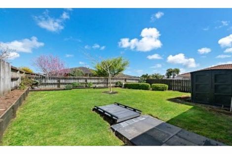 Photo of property in 11a Dawn Place, Waiuku, 2123