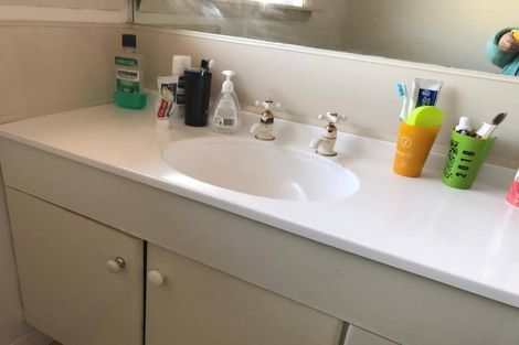 Photo of property in 10 Clonbern Place, Upper Riccarton, Christchurch, 8041