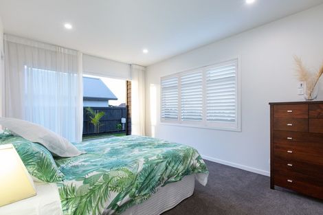 Photo of property in 8 Shearwater Lane, Point Wells, 0986