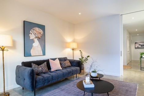 Photo of property in 8 Shearwater Lane, Point Wells, 0986