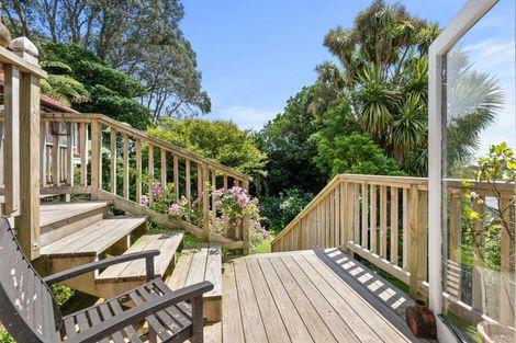 Photo of property in 75 Morley Street, New Plymouth, 4310
