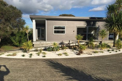 Photo of property in 163 Oraha Road, Kumeu, 0892