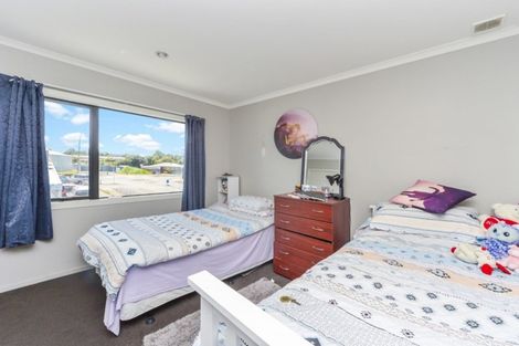 Photo of property in 2a Dominion Road, Nawton, Hamilton, 3200
