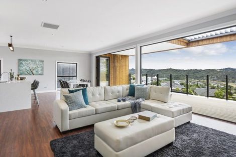 Photo of property in 5 Boutique Way, Orewa, 0931