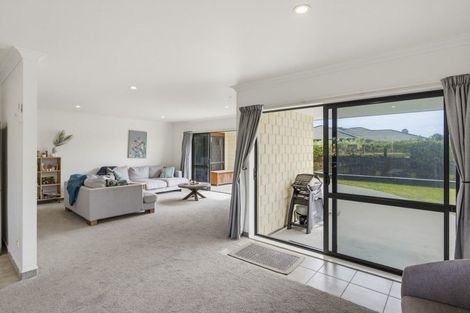 Photo of property in 1 William Noel Place, Waikanae Beach, Waikanae, 5036
