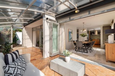 Photo of property in 13/212 Hurstmere Road, Takapuna, Auckland, 0622