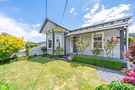 Photo of property in 17 Victoria Street, Ebdentown, Upper Hutt, 5018