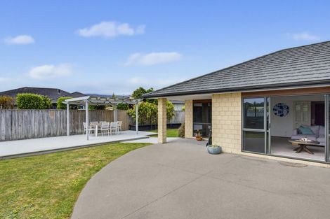 Photo of property in 1 William Noel Place, Waikanae Beach, Waikanae, 5036