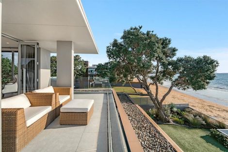 Photo of property in 29 Cecil Road, Milford, Auckland, 0620