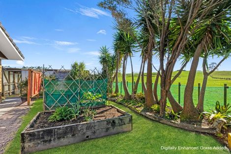 Photo of property in 242 Baylys Coast Road, Dargaville, 0377
