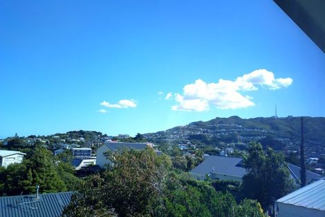 Photo of property in 52 Sheridan Terrace, Johnsonville, Wellington, 6037