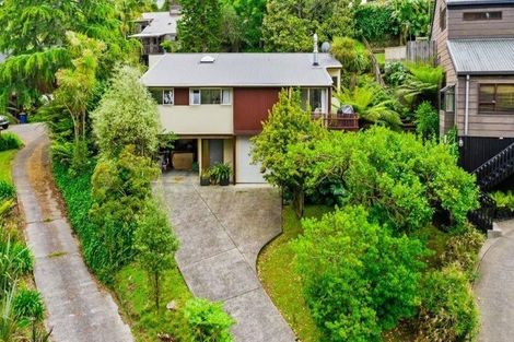 Photo of property in 9 Menear Lane, Hillcrest, Auckland, 0627