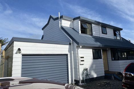 Photo of property in 1/4 Avalon Place, Glenfield, Auckland, 0629