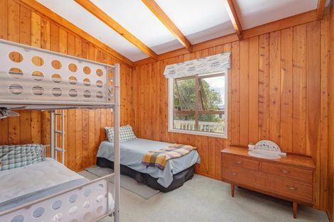 Photo of property in 45 Oyster Drive, Cooks Beach, Whitianga, 3591