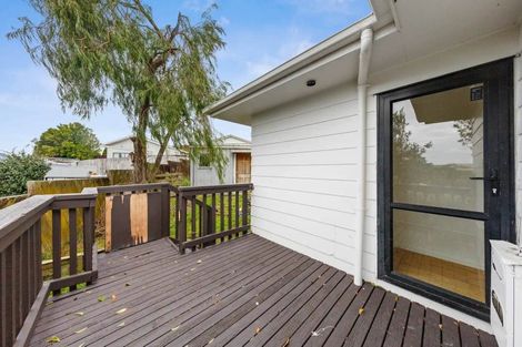 Photo of property in 9 Kopu Place, Clendon Park, Auckland, 2103