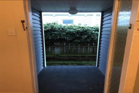 Photo of property in 88 Tukapa Street, Westown, New Plymouth, 4310