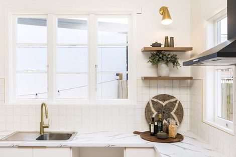 Photo of property in 342 Lyttelton Street, Spreydon, Christchurch, 8024