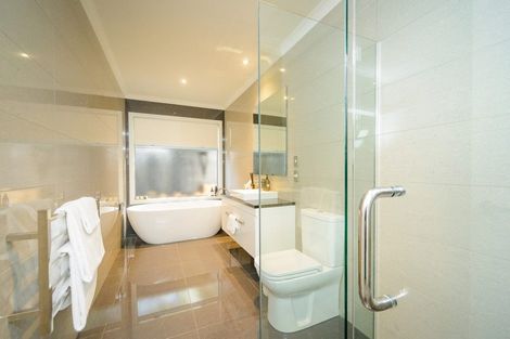 Photo of property in 16a Hardie Street, Hokowhitu, Palmerston North, 4410