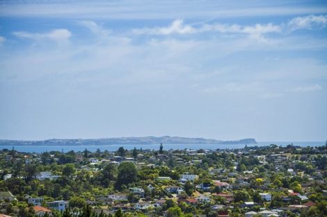 Photo of property in 746 East Coast Road, Pinehill, Auckland, 0630