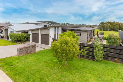 Photo of property in 51 Anselmi Ridge Road, Pukekohe, 2120