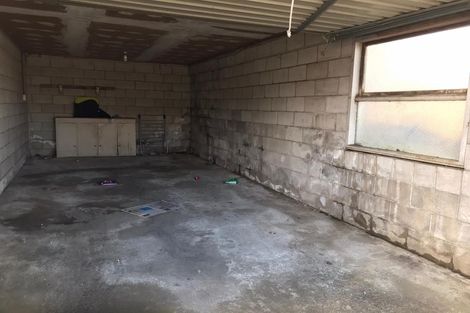 Photo of property in 1 Browns Road, Manurewa, Auckland, 2102