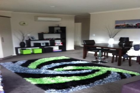 Photo of property in 15 Beaufort Close, Kingsley Heights, Upper Hutt, 5018