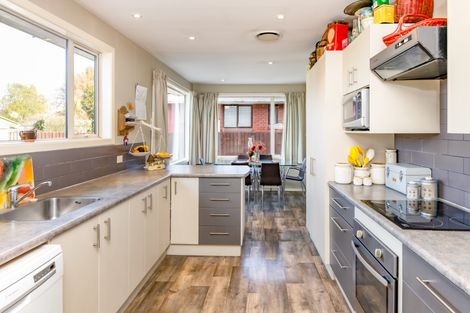 Photo of property in 72 Wingate Street, Redwood, Christchurch, 8051