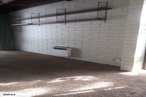 Photo of property in 6a Browns Bay Road, Rothesay Bay, Auckland, 0630