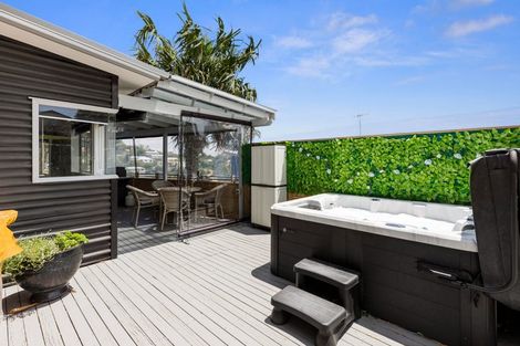 Photo of property in 15 Talbot Place, Welcome Bay, Tauranga, 3112