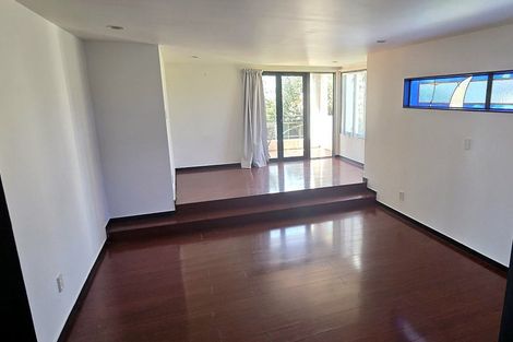 Photo of property in 213 Whangaparaoa Road, Red Beach, 0932