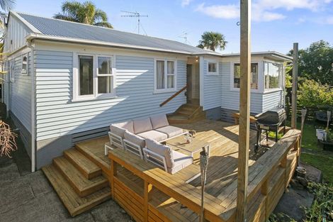 Photo of property in 215 Tony Avenue, Thames, 3500