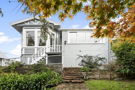 Photo of property in 35 Plunket Street, Kelburn, Wellington, 6012