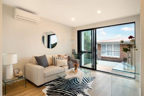 Photo of property in 3/30 Woodford Avenue, Henderson, Auckland, 0610