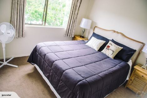 Photo of property in 2 Clearwater Cove, West Harbour, Auckland, 0618