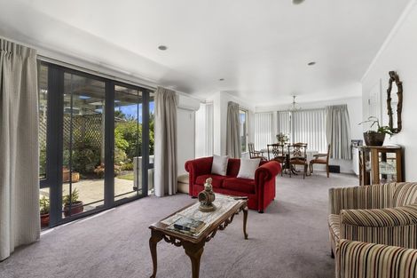 Photo of property in 2 Crescent Street, Richmond, 7020