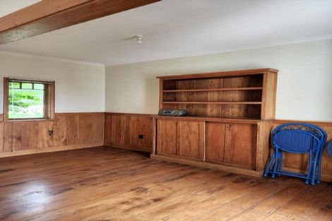 Photo of property in 49 Gilbert Street, New Plymouth, 4310
