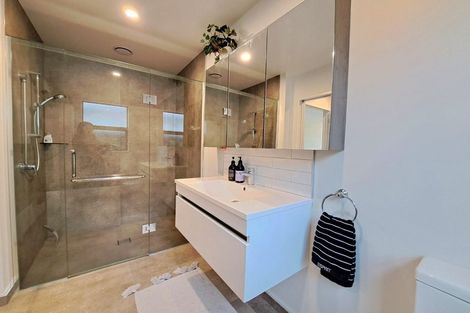 Photo of property in 10 Grey Way, Russley, Christchurch, 8042