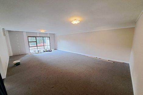 Photo of property in 8g Nevada Drive, Merrilands, New Plymouth, 4312