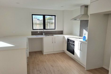 Photo of property in 12 Sunward Rise, Glenfield, Auckland, 0629
