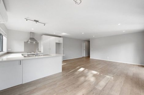 Photo of property in 9 Josh Road, Huapai, Kumeu, 0810