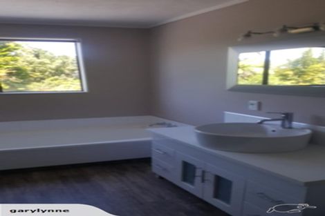 Photo of property in 136 Alma Road, Westport, 7892