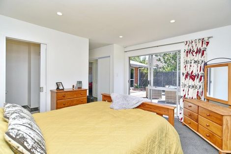 Photo of property in 46 Radiata Avenue, Parklands, Christchurch, 8083