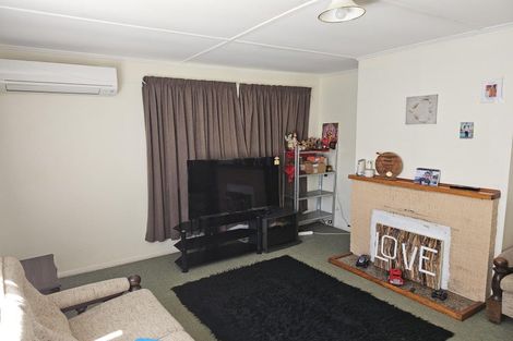 Photo of property in 66 Domett Street, Westport, 7825