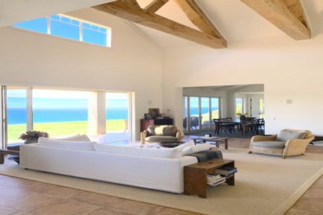 Photo of property in 389 Ocean Beach Road, Ocean Beach, Waimarama, 4294