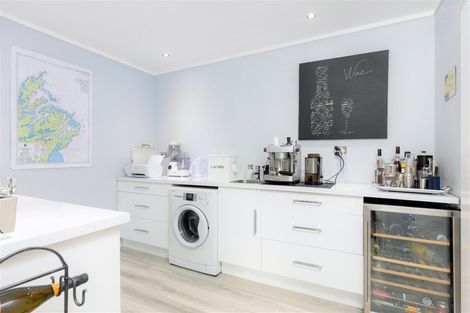 Photo of property in 7 Finlay Grove, Waikawa, Picton, 7220