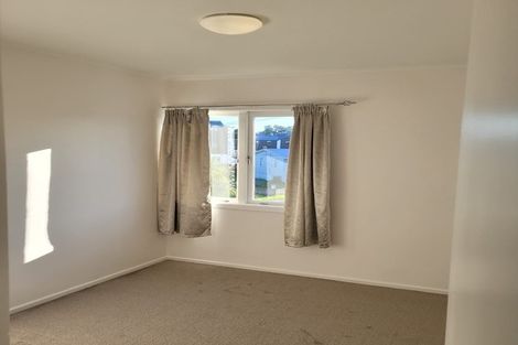 Photo of property in 34 Titoki Street, Te Atatu Peninsula, Auckland, 0610