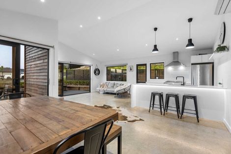 Photo of property in 27 Greenvale Place, Welcome Bay, Tauranga, 3112