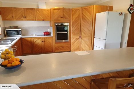Photo of property in 12 Matai Place, Waikawa, Picton, 7220