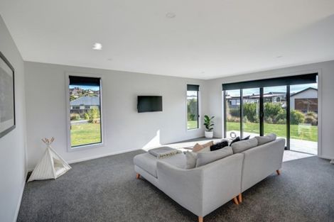 Photo of property in 25 Heathfield Drive, Mosgiel, 9024